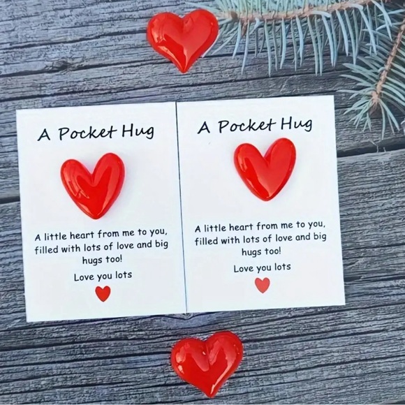 A Little Pocket Hug Red Heart Love Gift - Picture 5 of 5